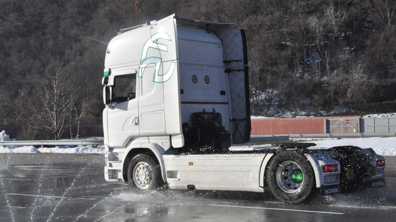 Frioli Trasporti a Pietramurata - Oltre 60 anni di esperienza