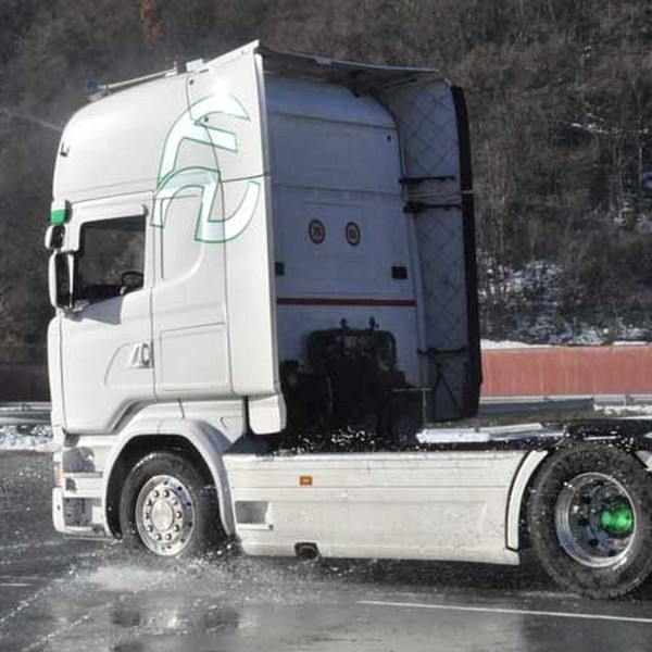 Frioli Trasporti a Pietramurata - Oltre 60 anni di esperienza